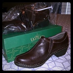 Eastland Amore Women's Clogs